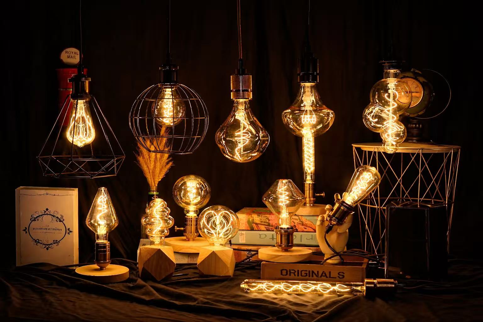 LED filament bulb sourcing and product guide by AromaLight